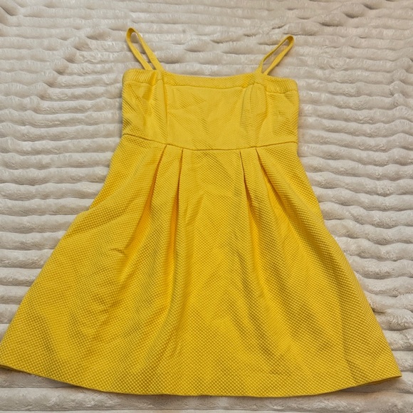 LOFT Dresses & Skirts - LOFT WOMENS Yellow Textured Spaghetti-Strap Sundress